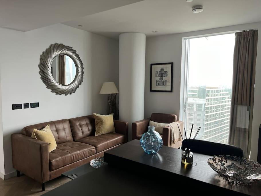 Apartament Modern 2 Bed Flat At Battersea