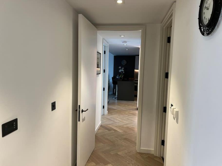 Modern 2 Bed Flat At Battersea Appartamento Londra